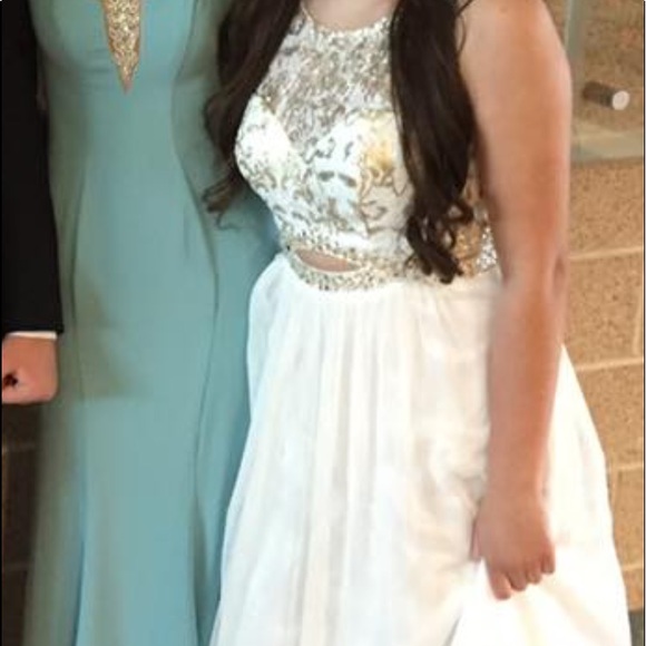 B. Darlin White Long Prom Dress - Picture 6 of 8